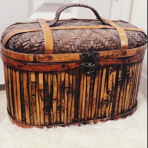 Other - 🌿Vintage Style Basket🌿